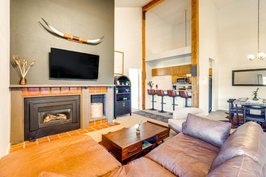 Photo of Livingroom in Crested Mountain Village