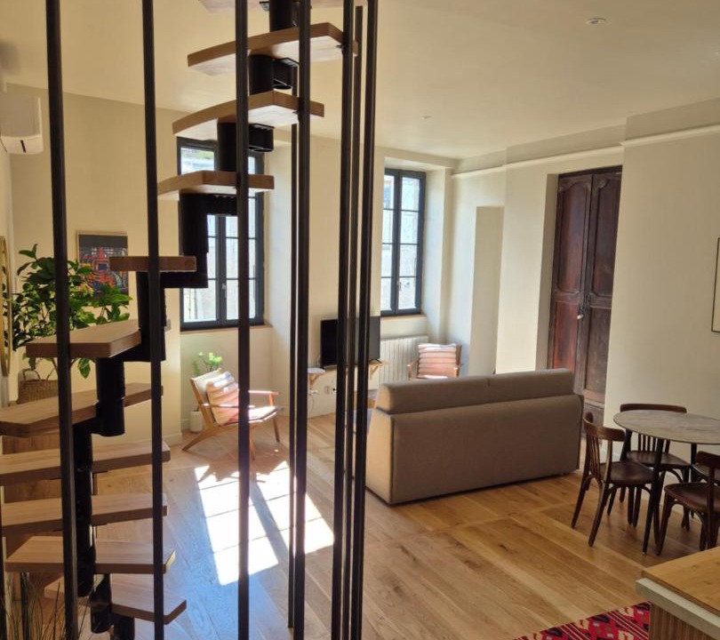 Photo of Others in Martel