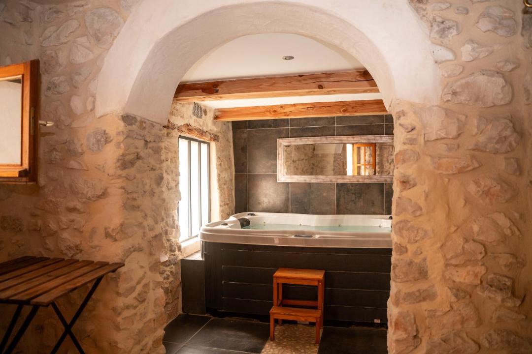 Photo of Bathroom in Euzet-les-Bains