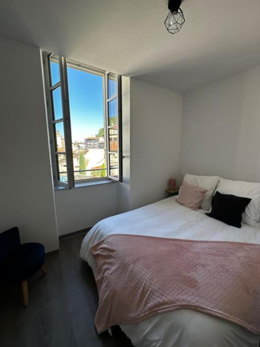 Photo of Bedroom in Foix