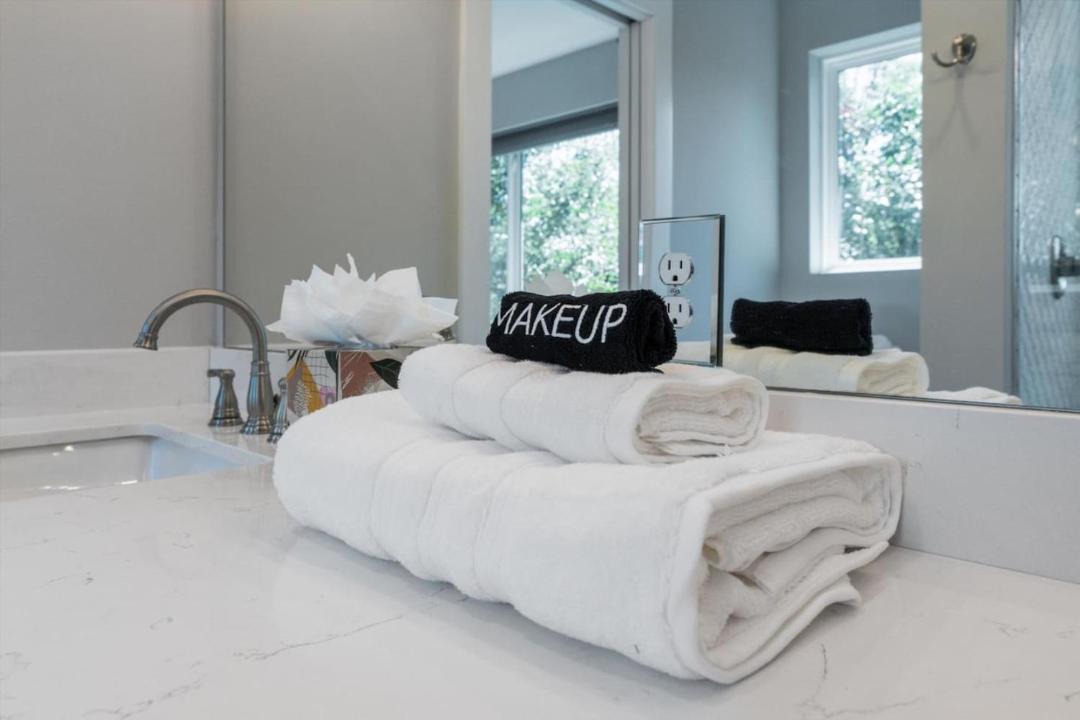 Photo of Bathroom in University Hills and Windsor Park