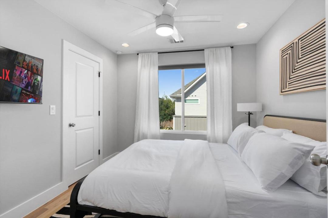 Photo of Bedroom in University Hills and Windsor Park