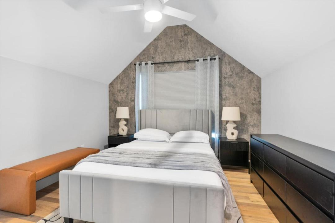 Photo of Bedroom in University Hills and Windsor Park