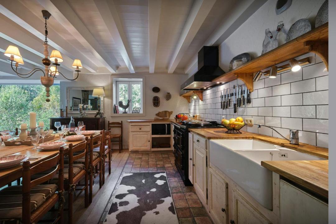 Photo of Kitchen in Saint-Jean-dʼAulps