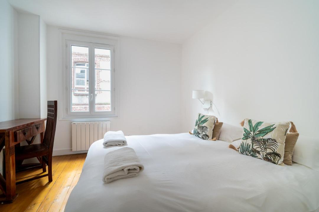 Photo of Bedroom in Deauville City Centre