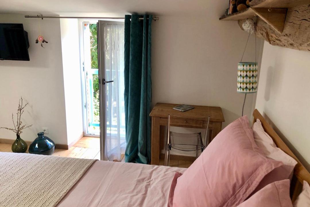 Photo of Bedroom in Saint-Colomban