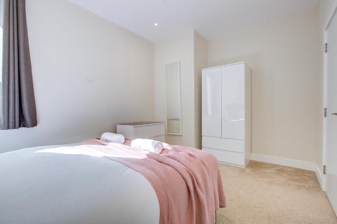 Photo of Bedroom in Surbiton Hill