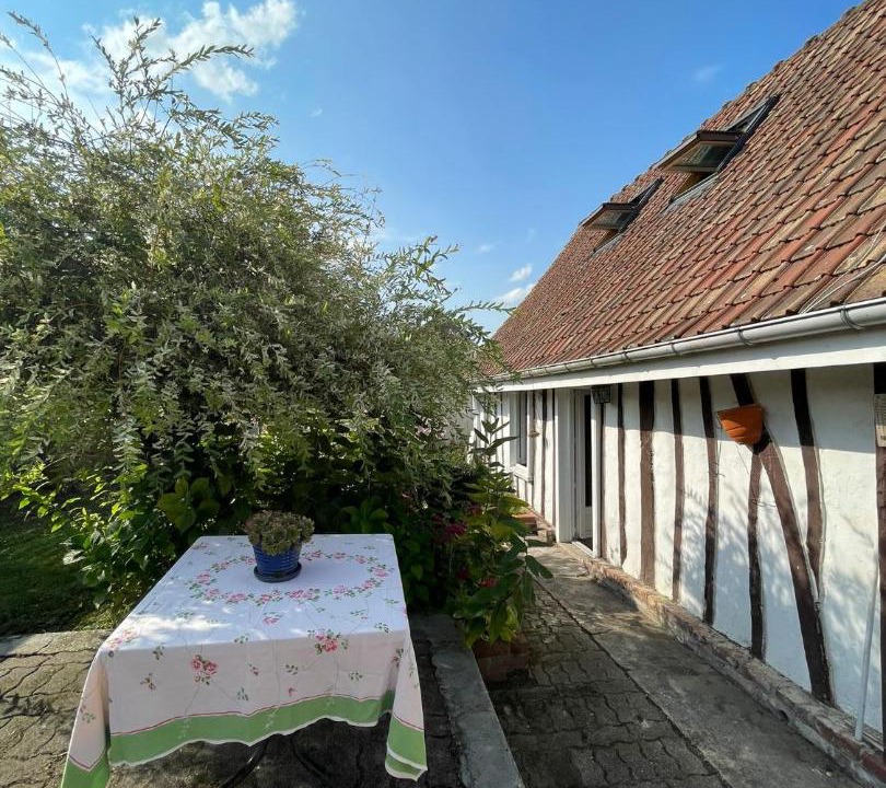 Photo of Others in Vron