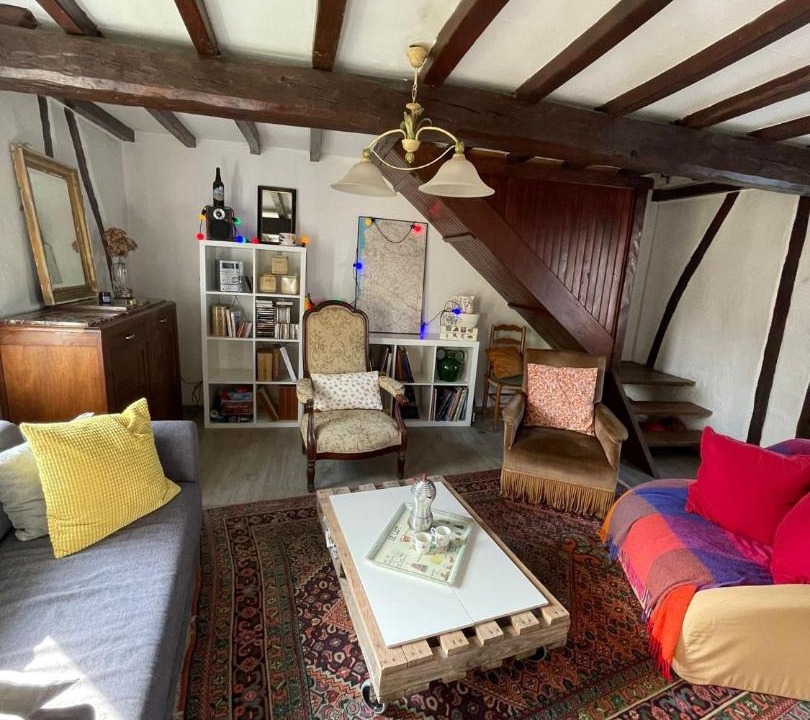 Photo of Others in Vron