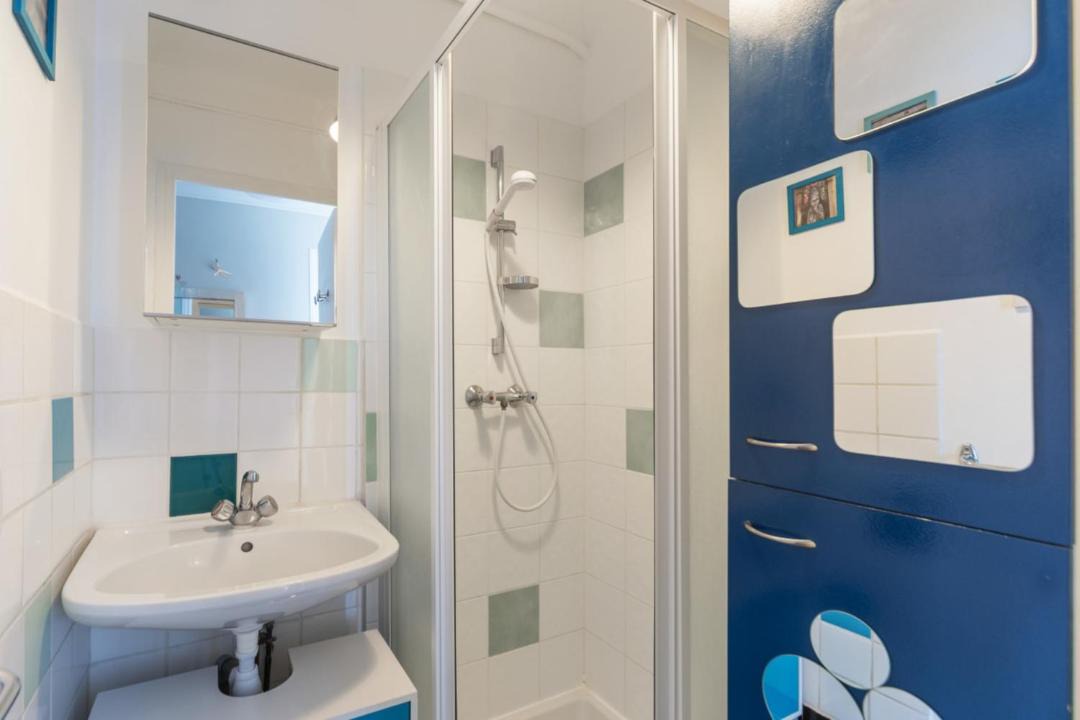 Photo of Bathroom in Antigone