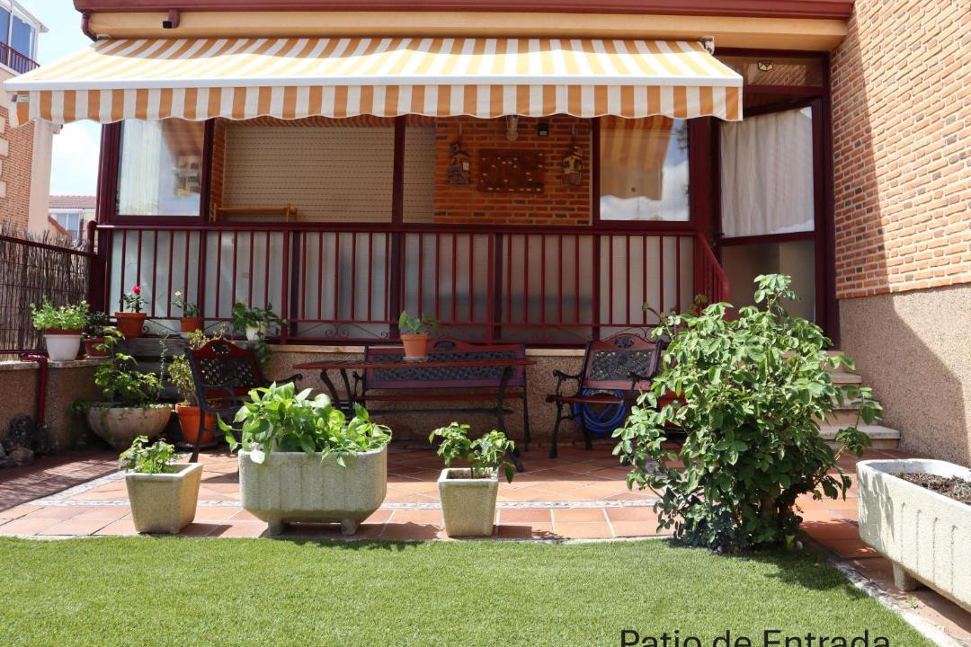 Photo of Patio Balcony in Tabanera del Monte