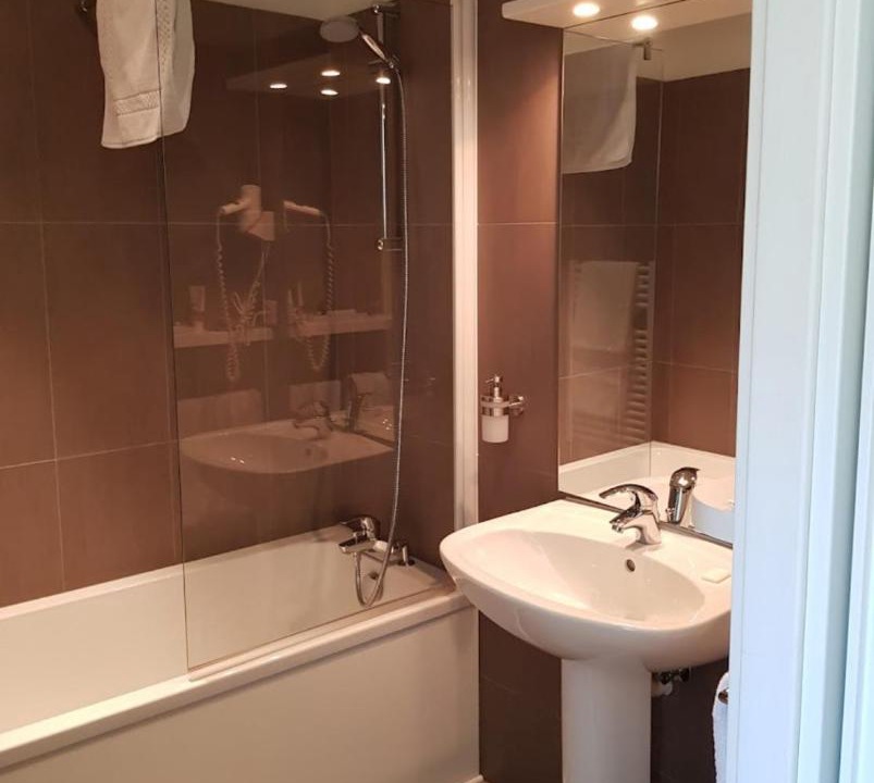 Photo of Bathroom in Morhange