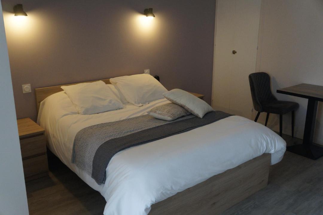 Photo of Bedroom in Pont-de-Poitte