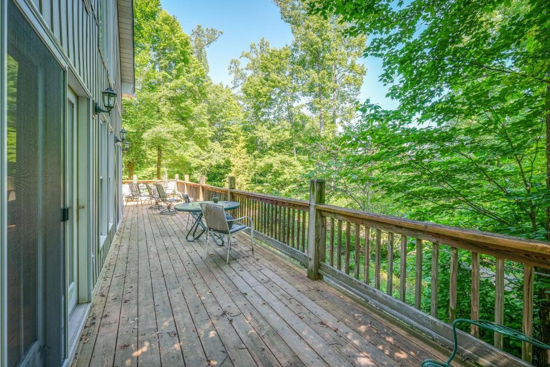 Photo of Patio Balcony in Gladehill