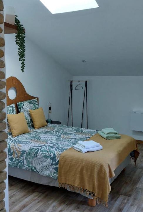 Photo of Bedroom in Montech