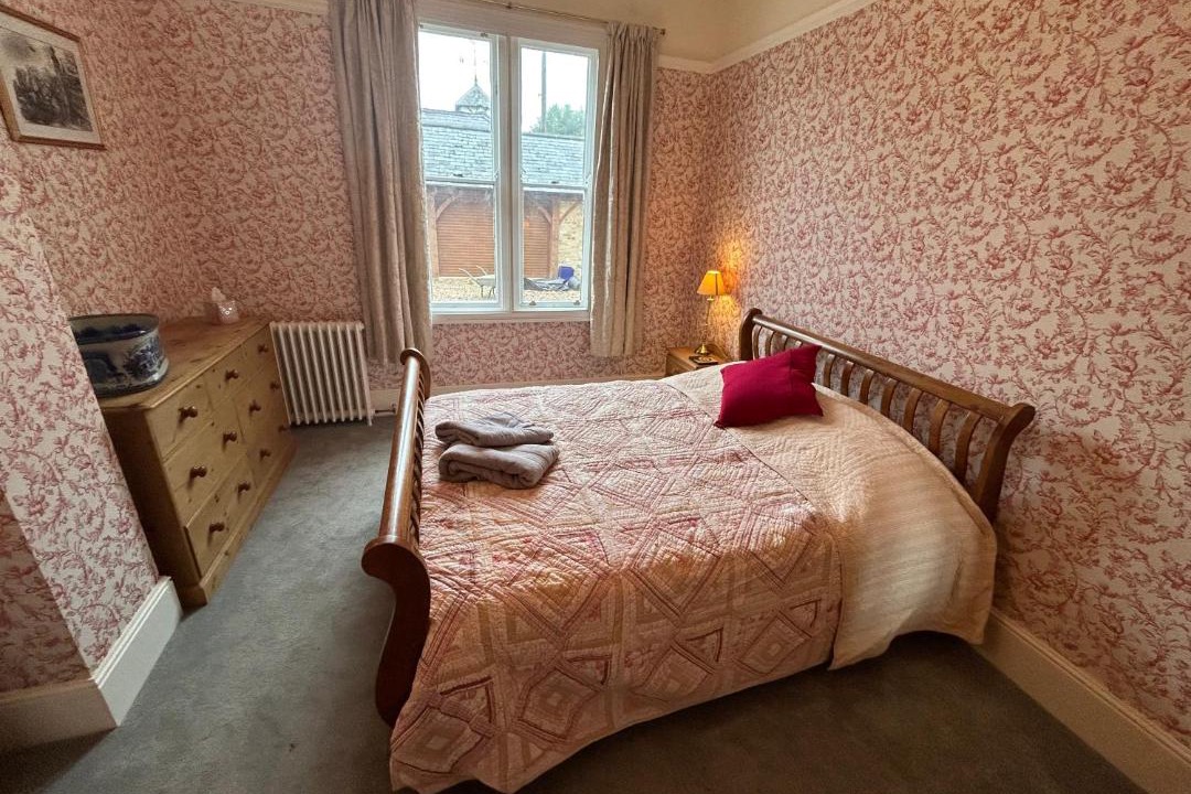 Photo of Bedroom in Sandy