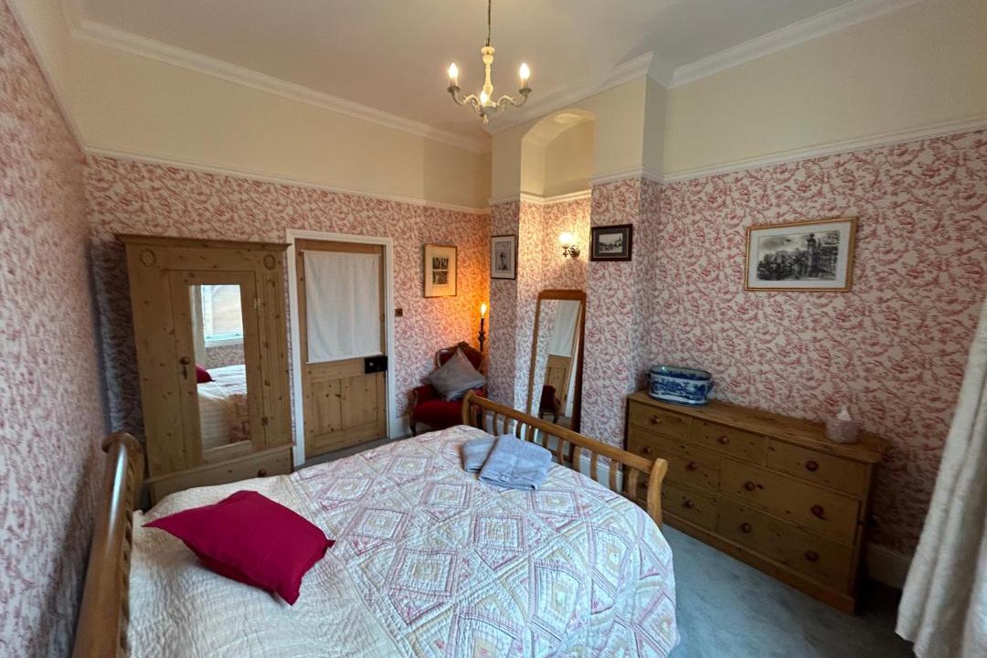 Photo of Bedroom in Sandy