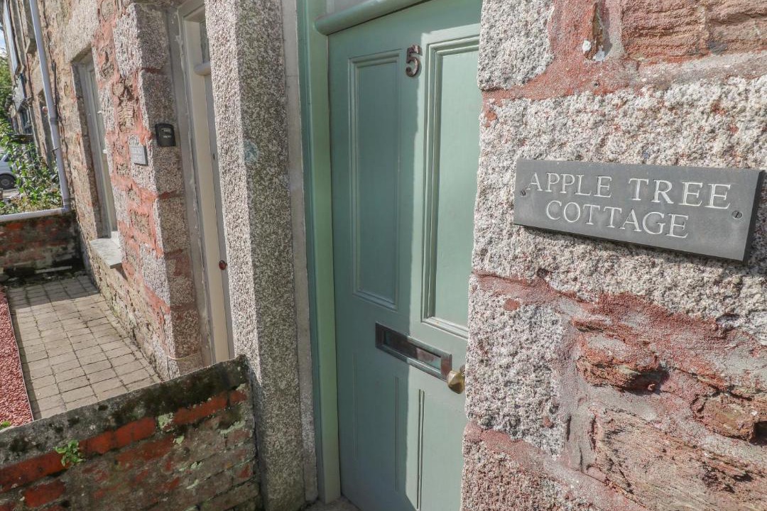 Photo of Others in Gweek