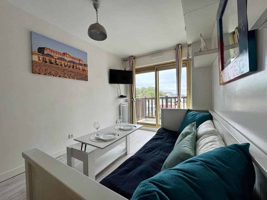Photo of Bedroom in Trouville-sur-Mer
