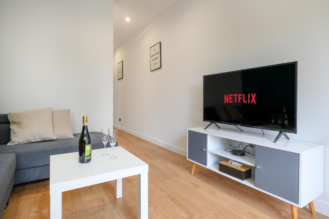 Photo of Livingroom in Lens