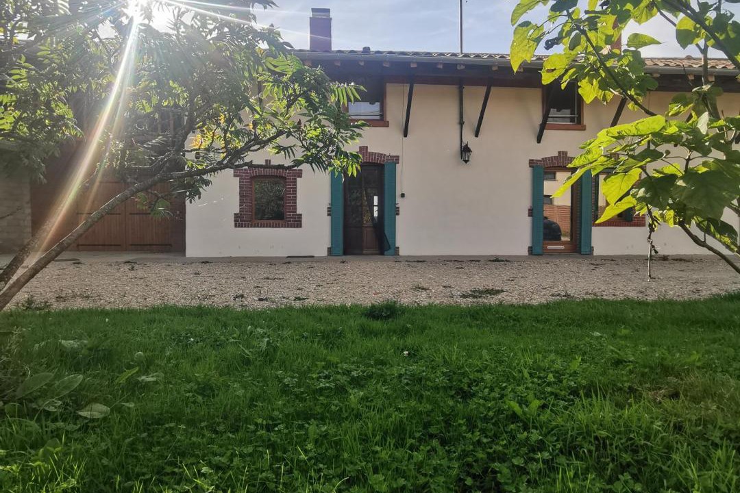 Photo of Others in Domsure