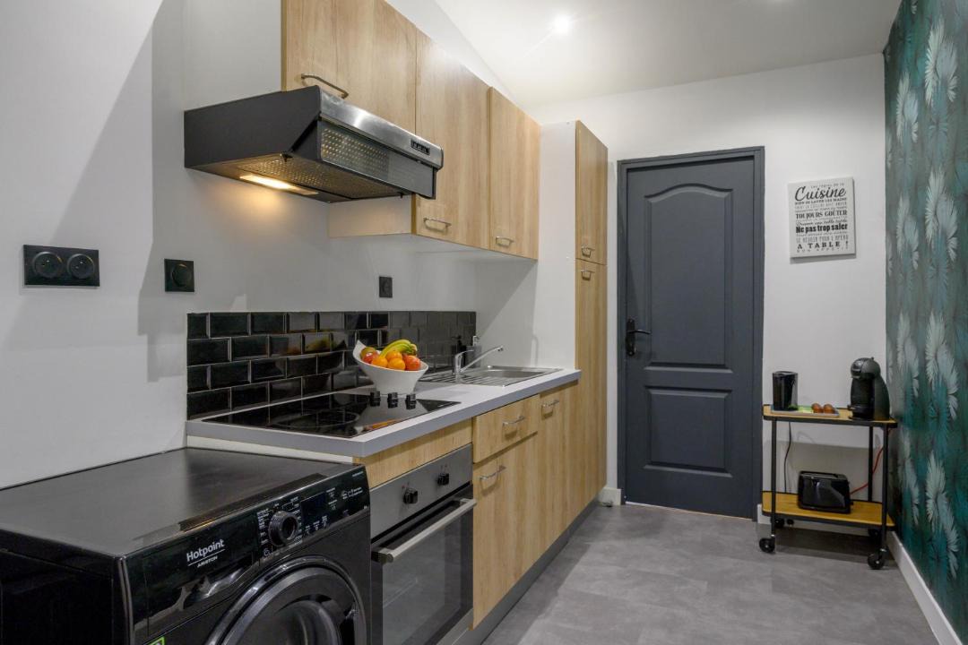 Photo of Kitchen in Lens