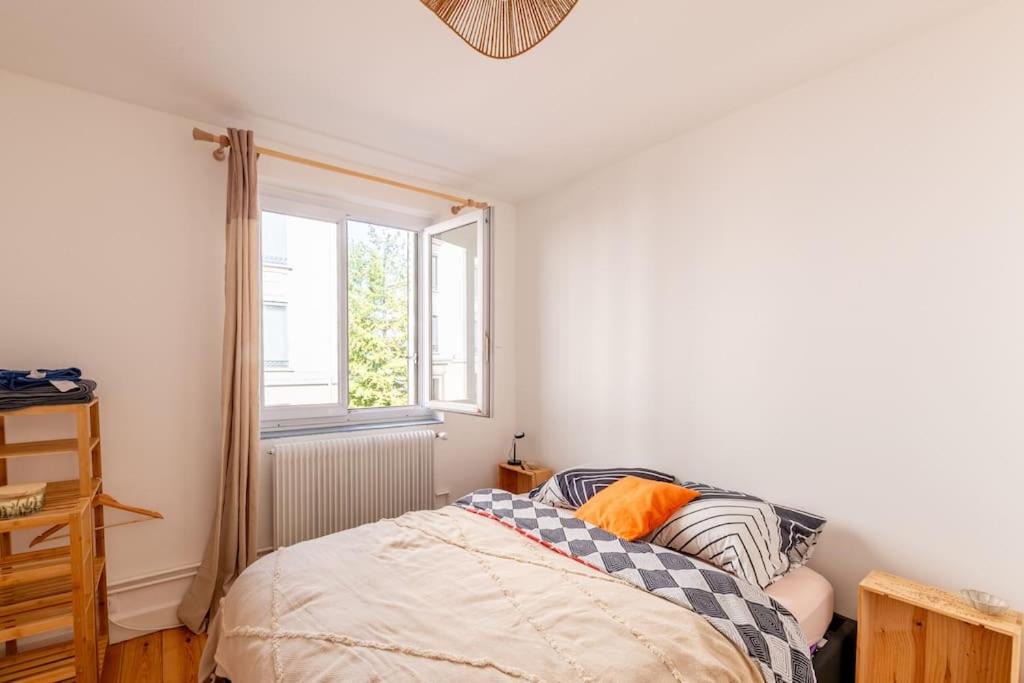 Photo of Bedroom in Leon Blum - Bon Coin