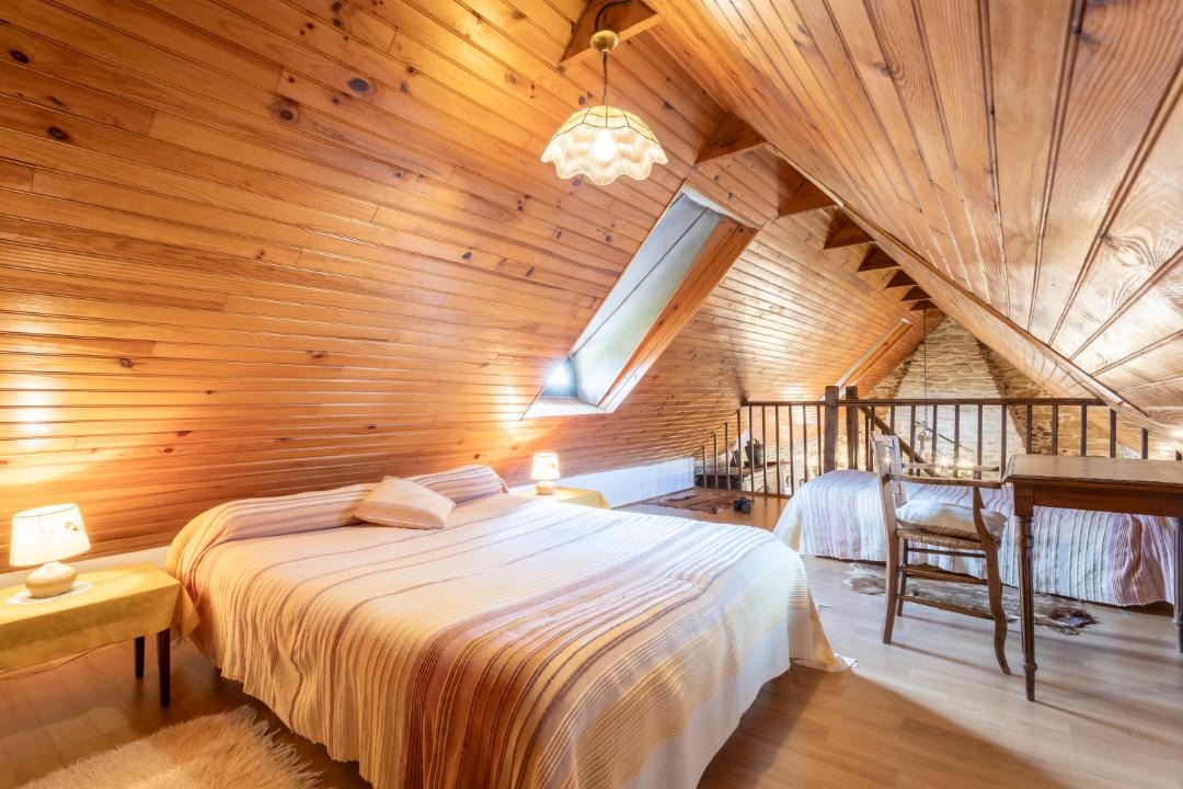 Photo of Bedroom in Plovan