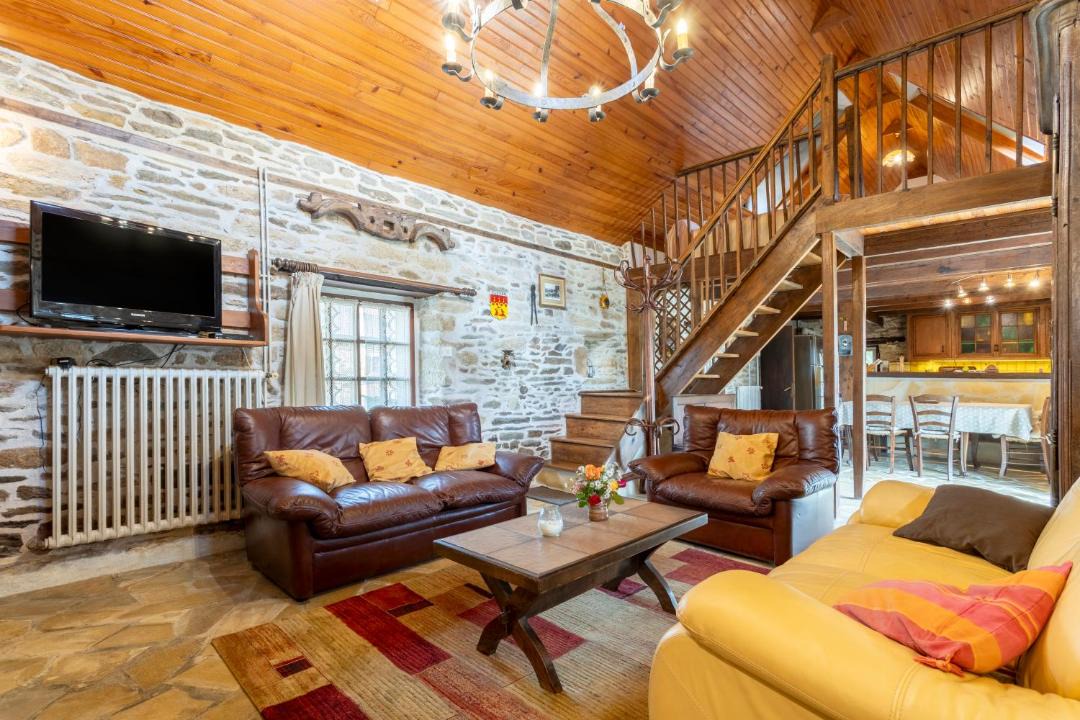 Photo of Others in Plovan