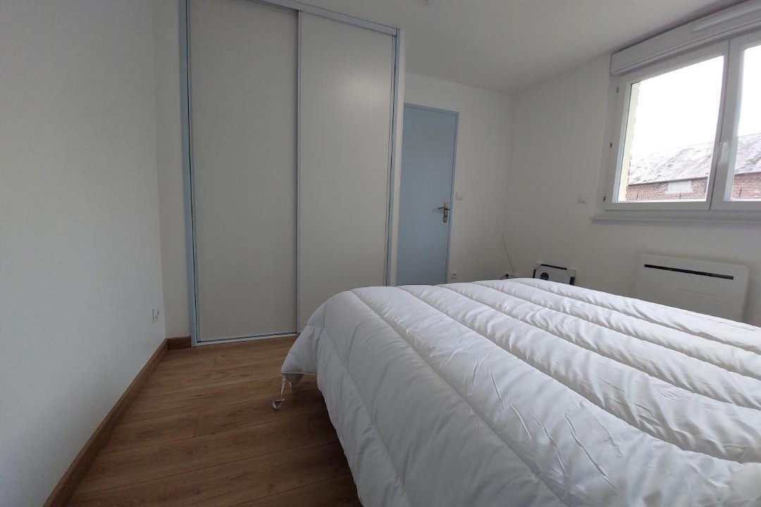 Photo of Bedroom in Estrees-Mons