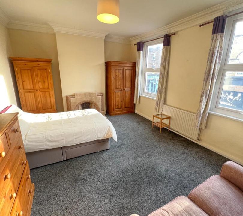 Photo of Bedroom in Highbury