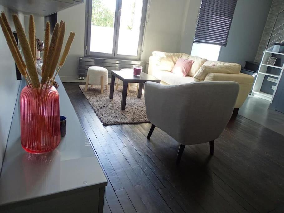 Photo of Livingroom in Arcueil
