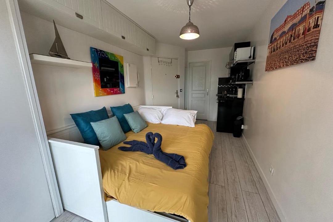 Photo of Bedroom in Trouville-sur-Mer