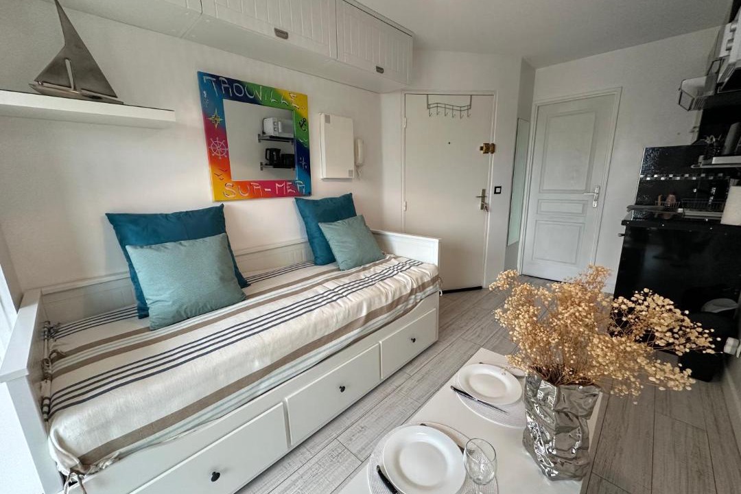 Photo of Bedroom in Trouville-sur-Mer