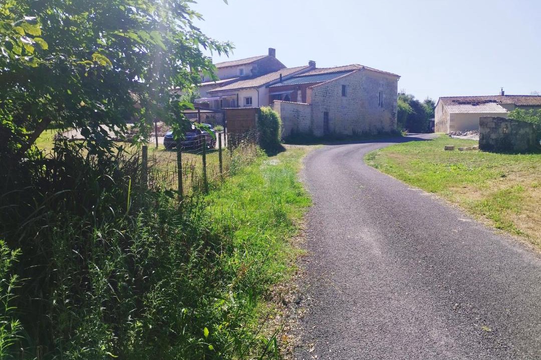 Photo of Others in Courcoury