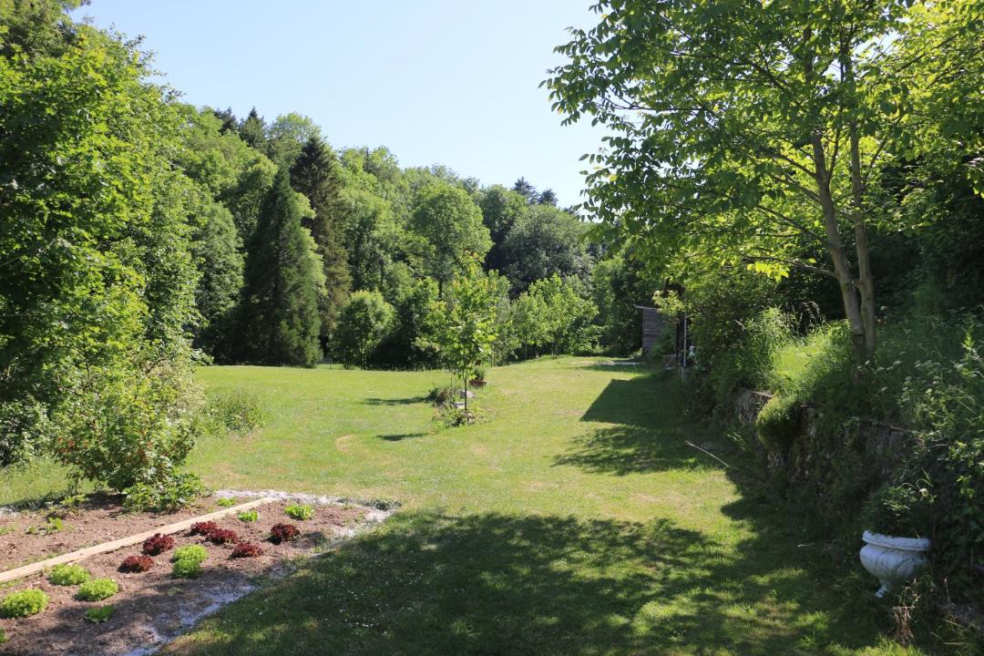 Photo of Others in Vugelles-La Mothe