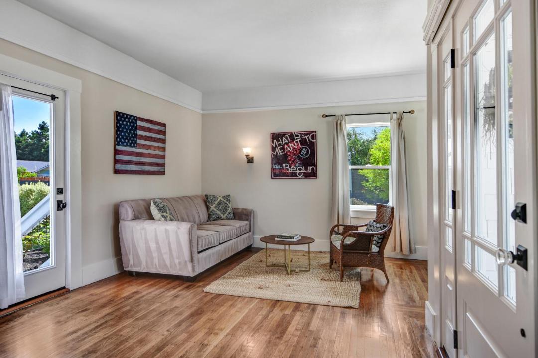 Photo of Others in Browns Valley