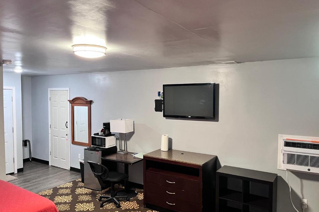 Photo of Others in Guthrie Center