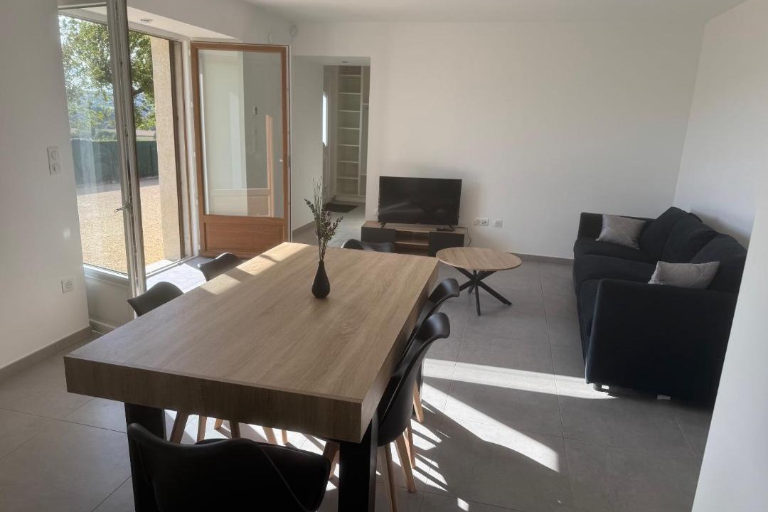 Photo of Others in Saint-Genix-sur-Guiers