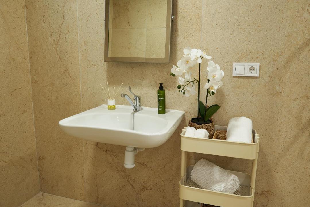 Photo of Bathroom in Benicalap