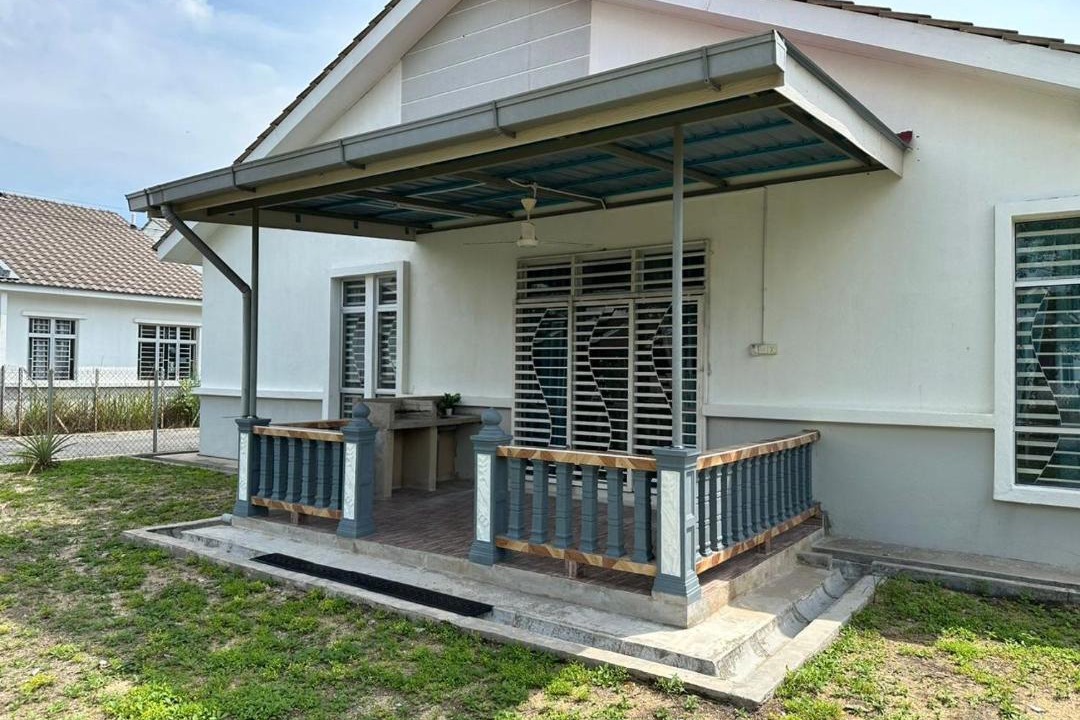 Photo of Others in Paka