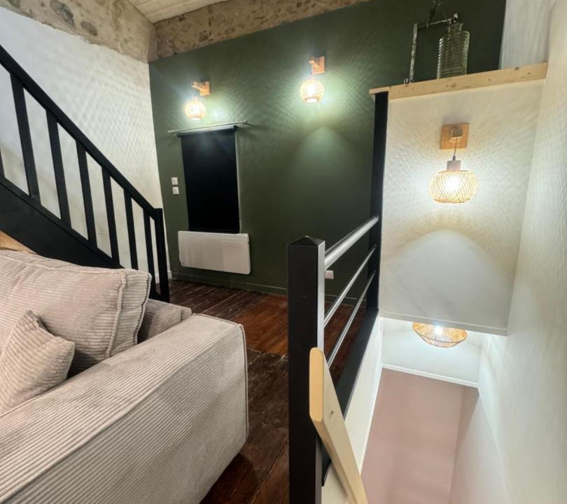 Photo of Others in Crest