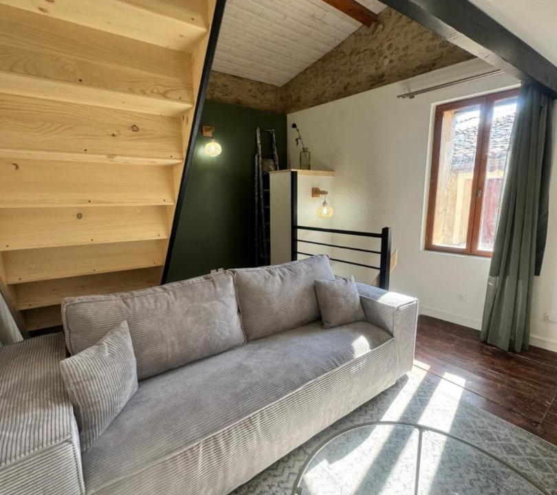 Photo of Others in Crest