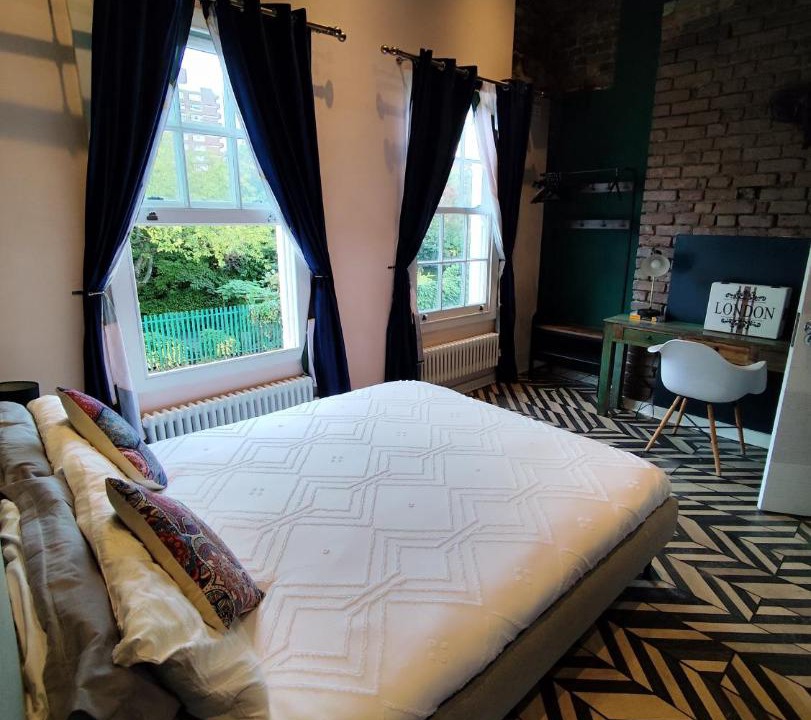 Photo of Bedroom in Shadwell