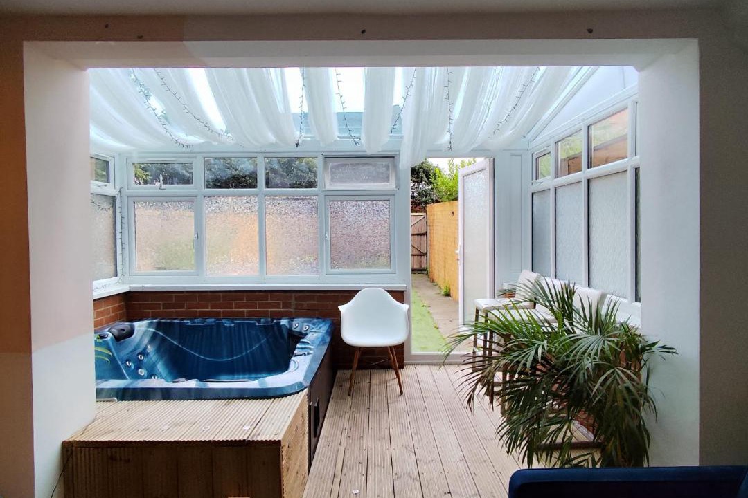 Photo of Others in Shadwell