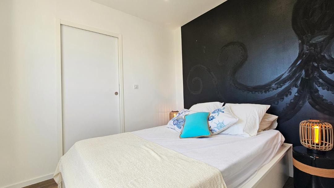 Photo of Bedroom in Frontignan