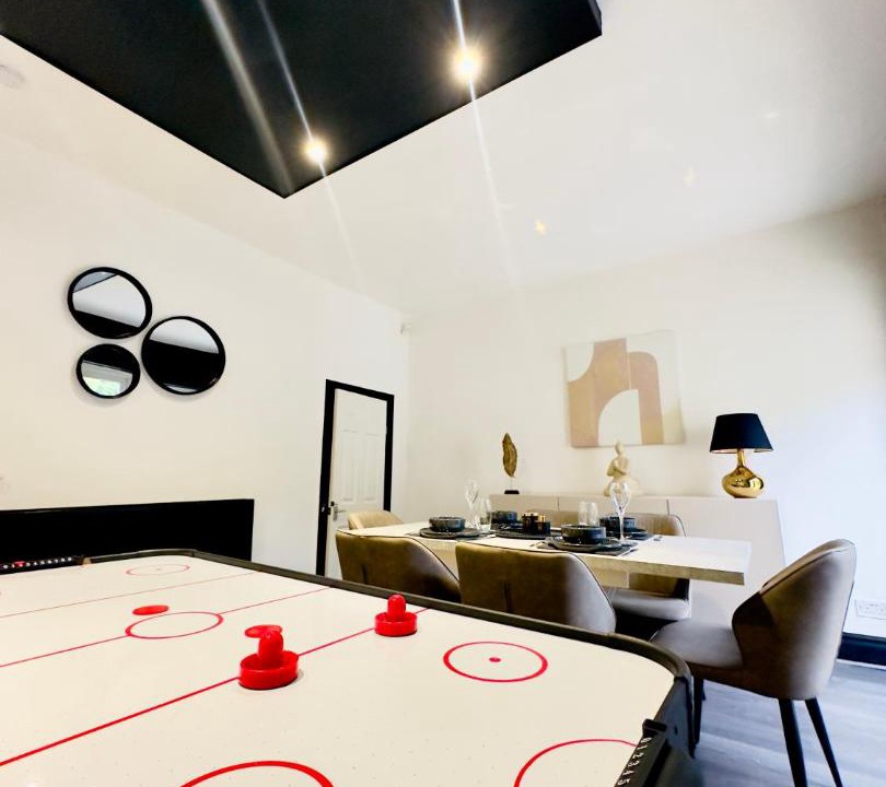 Photo of Livingroom in Little Hulton