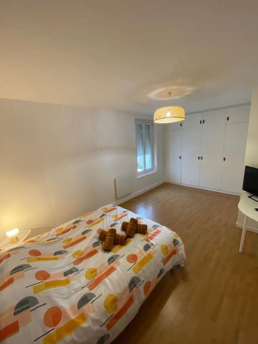 Photo of Bedroom in Saint-Georges-sur-Eure