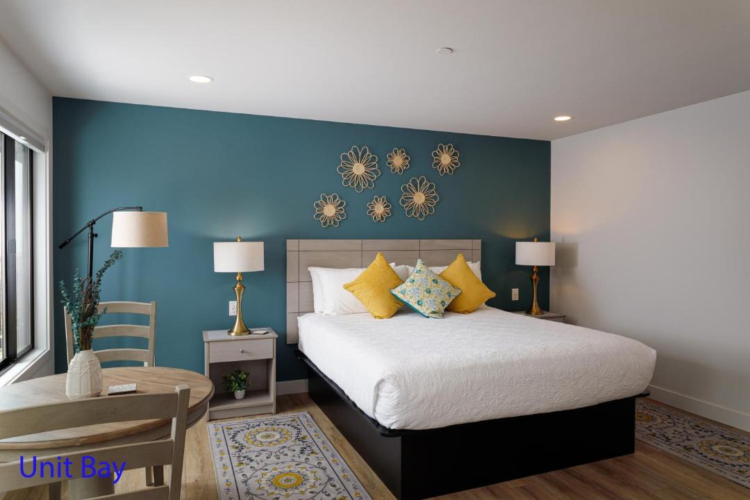 Photo of Bedroom in San Simeon