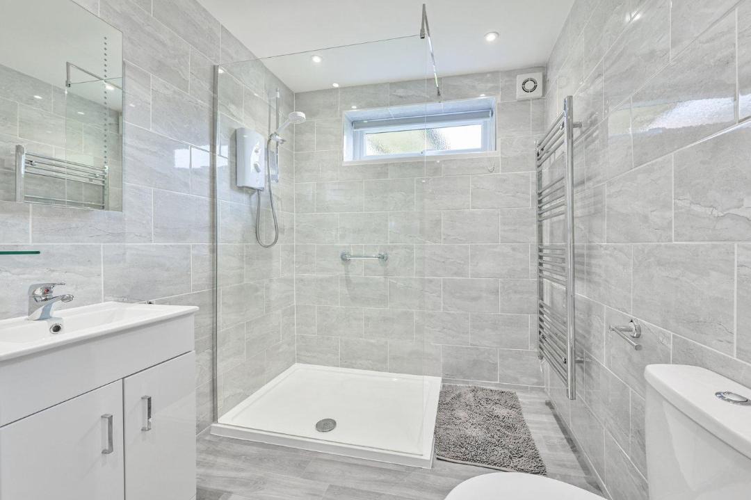 Photo of Bathroom in Millendreath